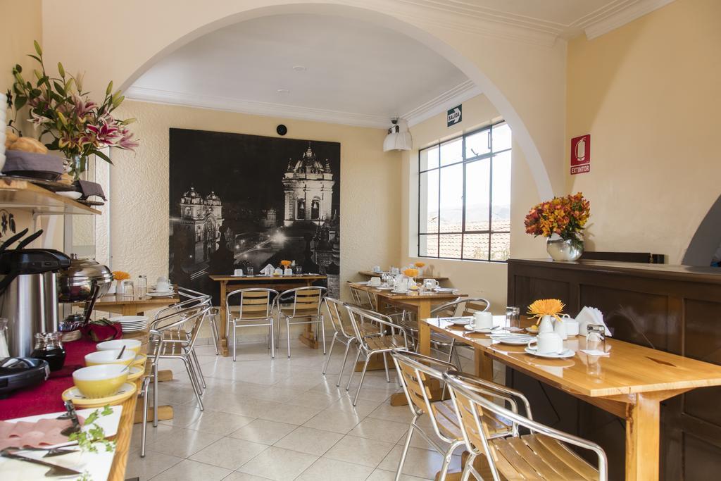 Hostal & Apartments El Triunfo Куско Екстериор снимка