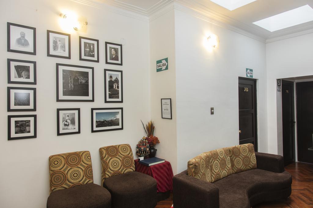 Hostal & Apartments El Triunfo Куско Екстериор снимка